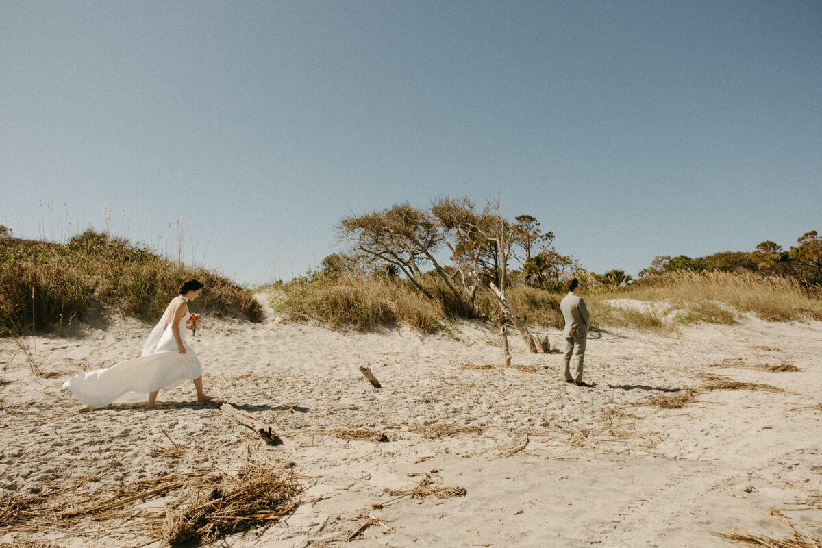 charleston-wedding-photographer-near-me-documentary-candid-wedding-photographer-south-carolina-big-day-elopement-engagement-best-photographer20
