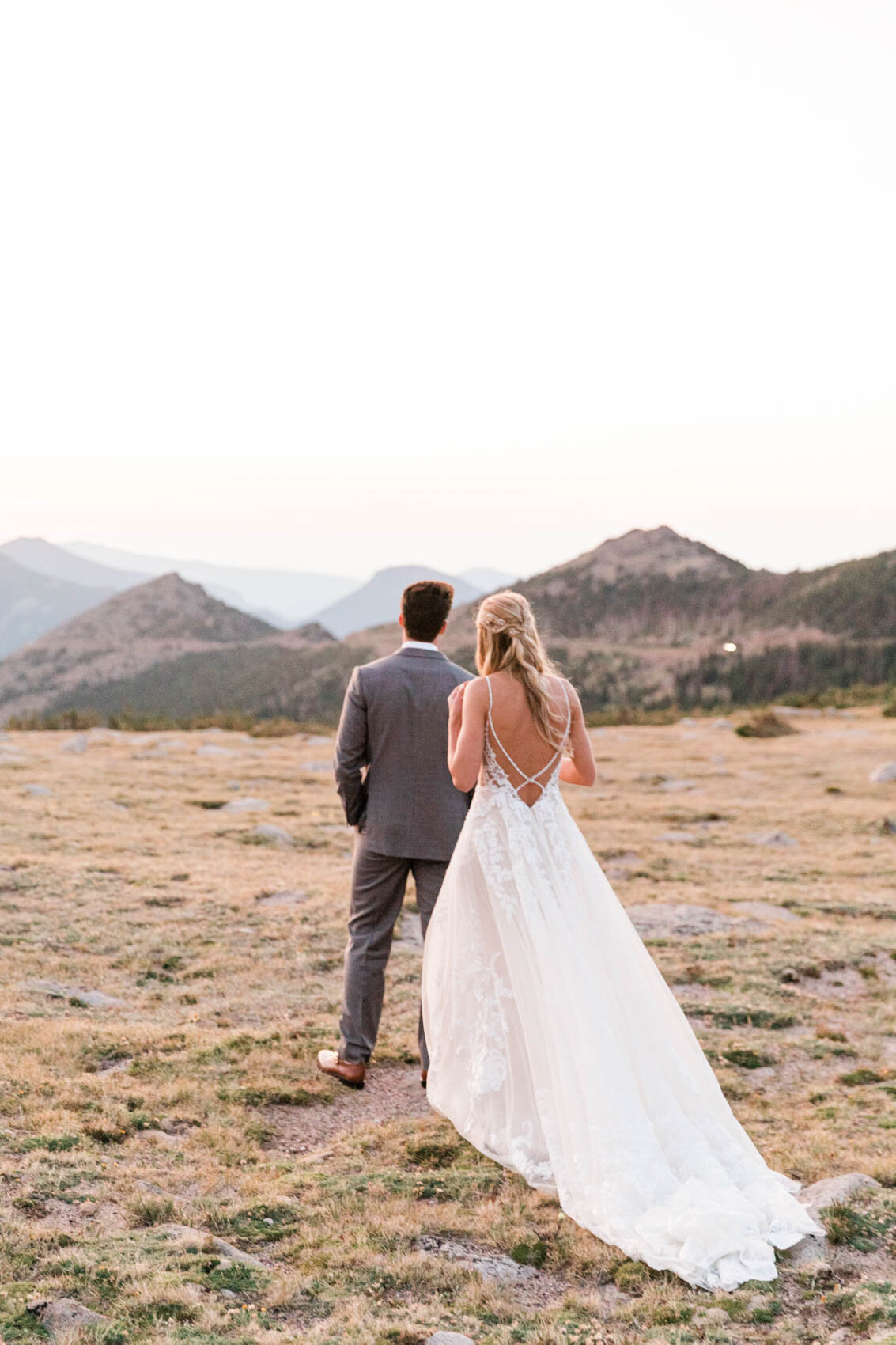 rocky_mountain_national_park_trail_ridge_road_summer_sunrise_elopement_by_colorado_wedding_photographer_diana_coulter-2