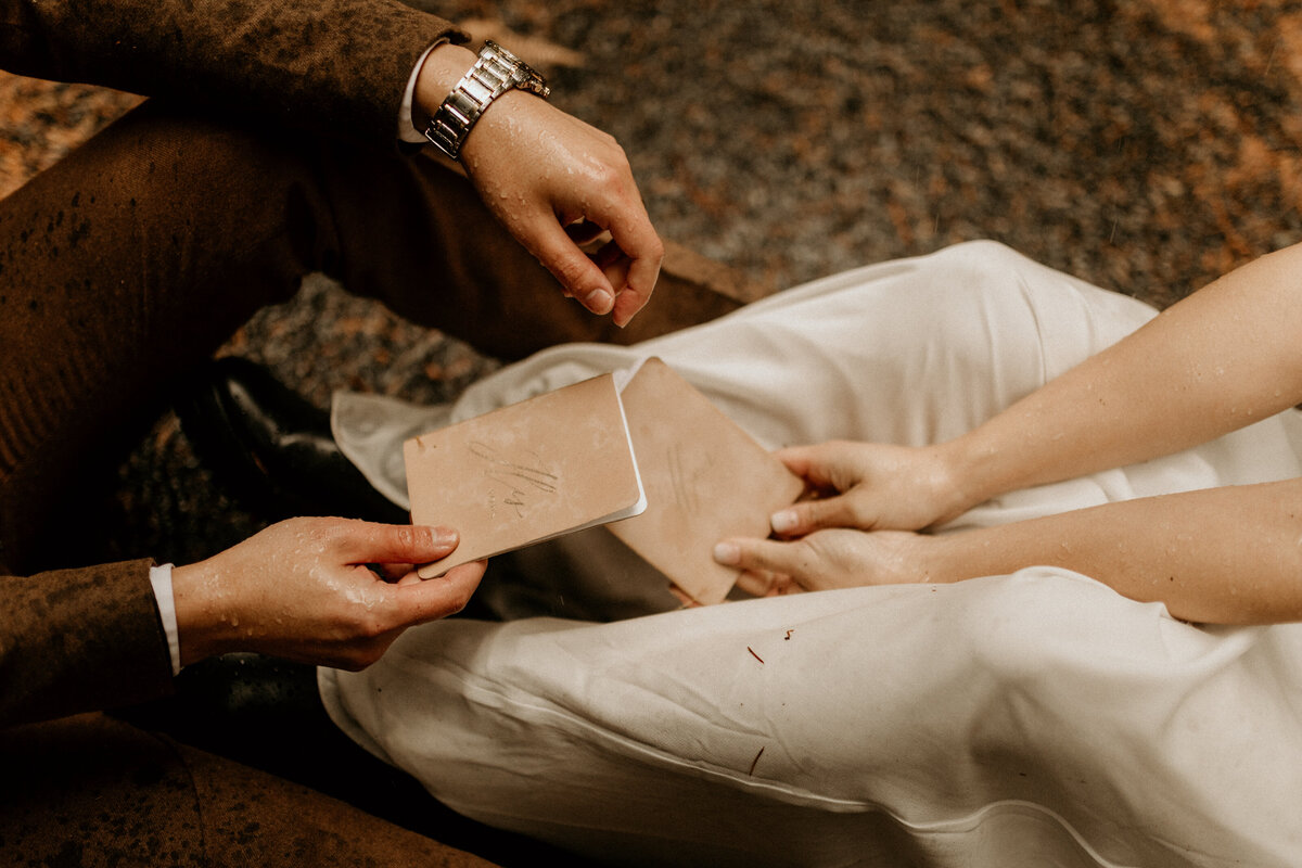 Washington Elopement Photographer