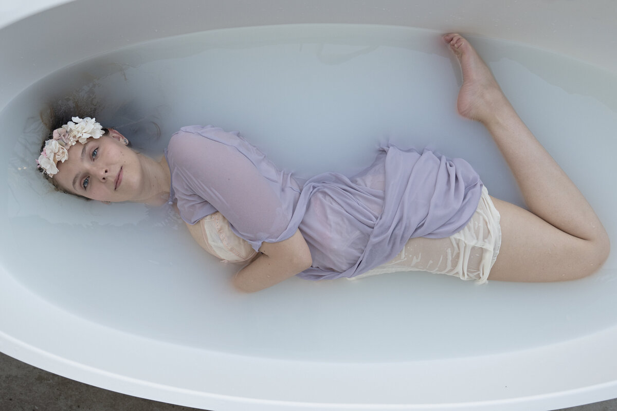 SQP_Monet_milkbath_cape_portra160_DSC1076 copy