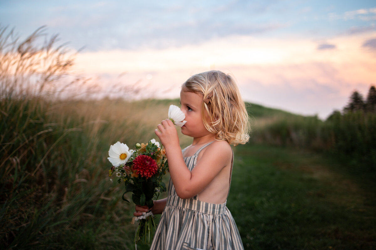 family-session-outdoors-searingtown