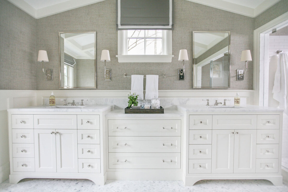 8-double-vanity-lower-dresser-custom-roman-shade