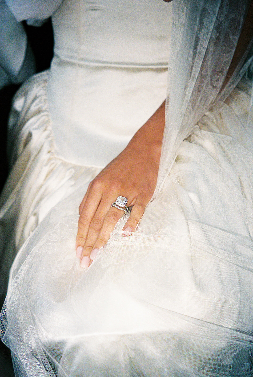 Film-wedding-35mm-Larisa-Shorina-NYC-Paris-174