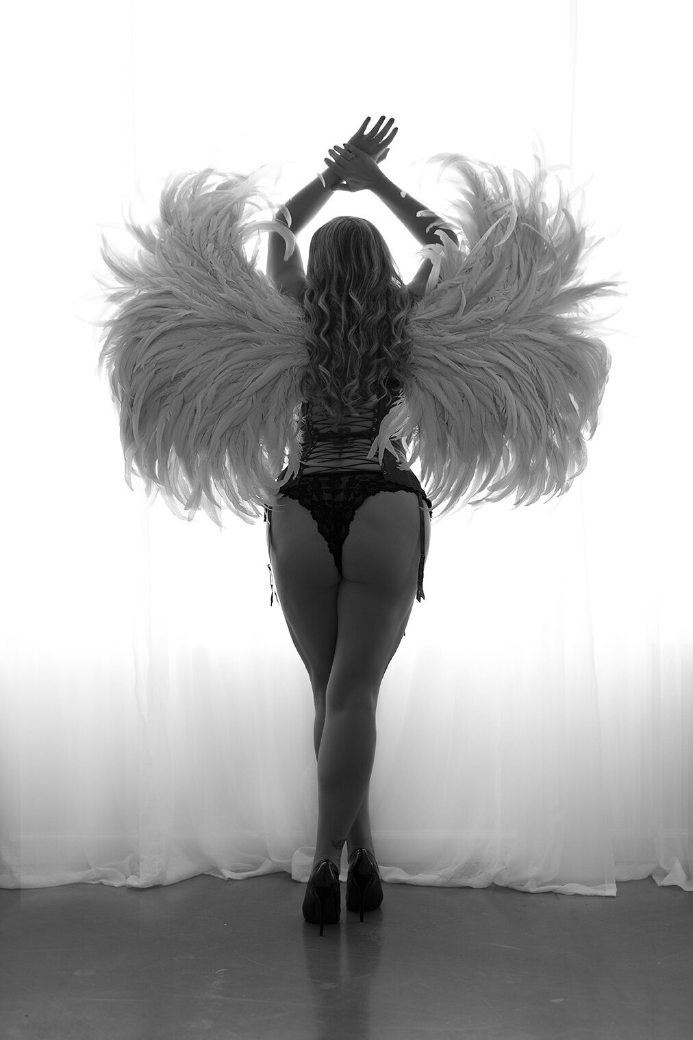 BoudoirNashville_wings_standing_silhouette