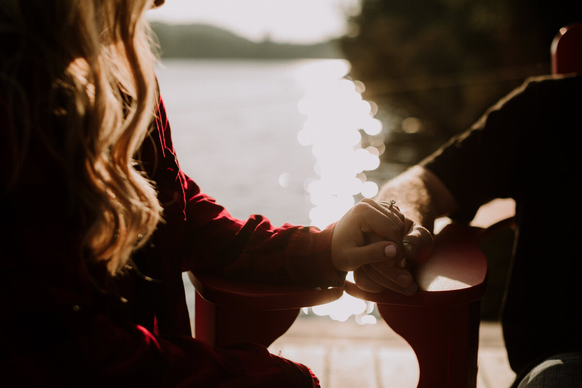 haley-tyler-engagement-cottage-family-sunset-boating-haliburton-3