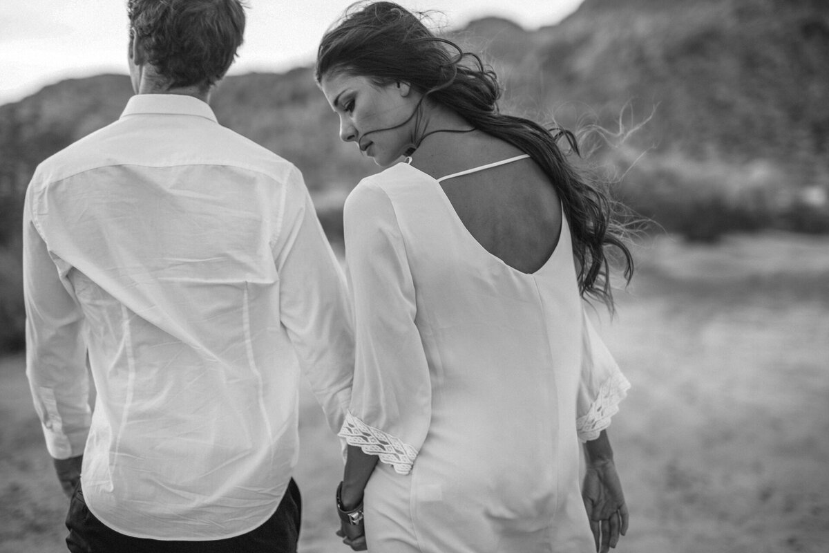Desert Engagement Photos-31
