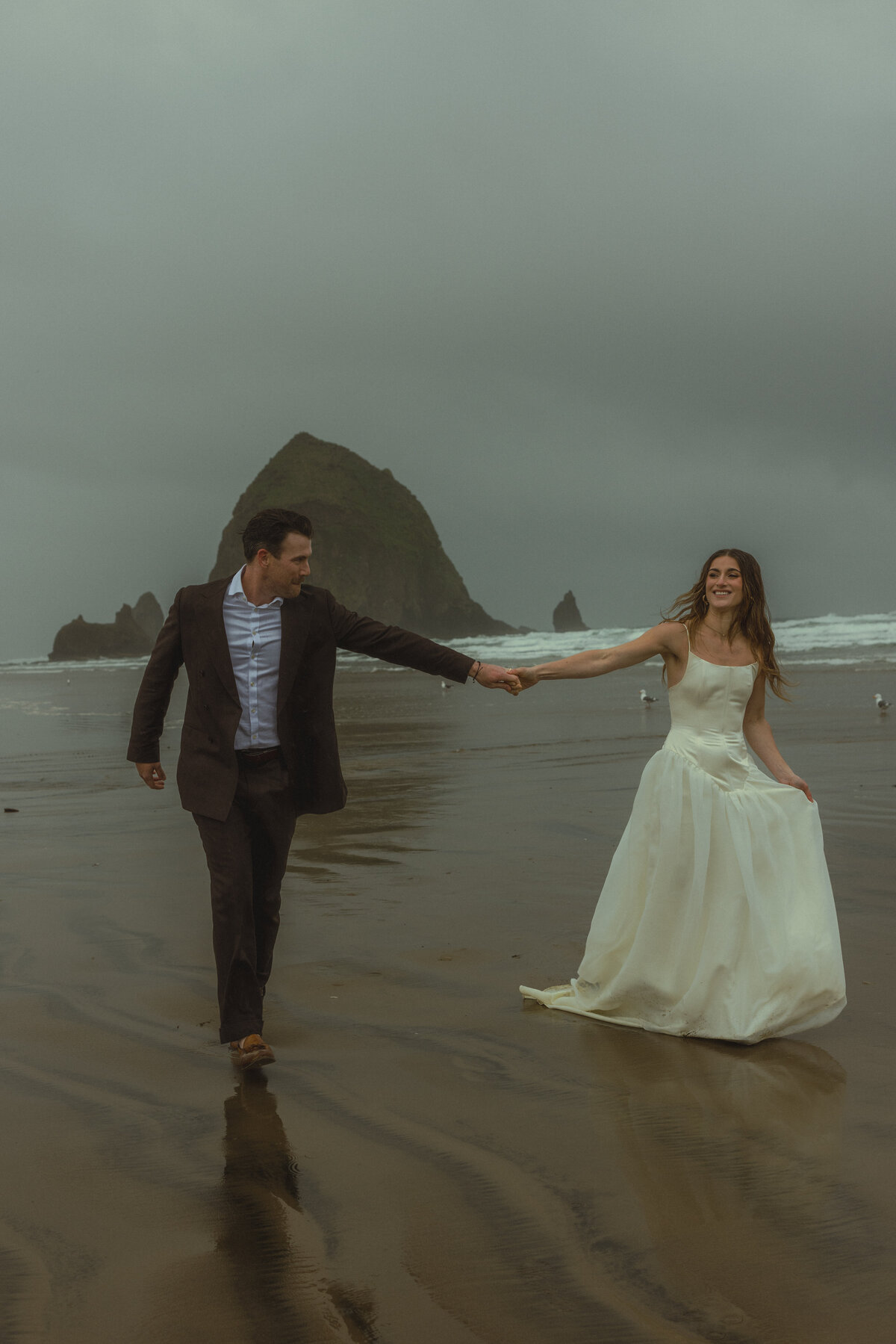 CannonBeachCouple-44