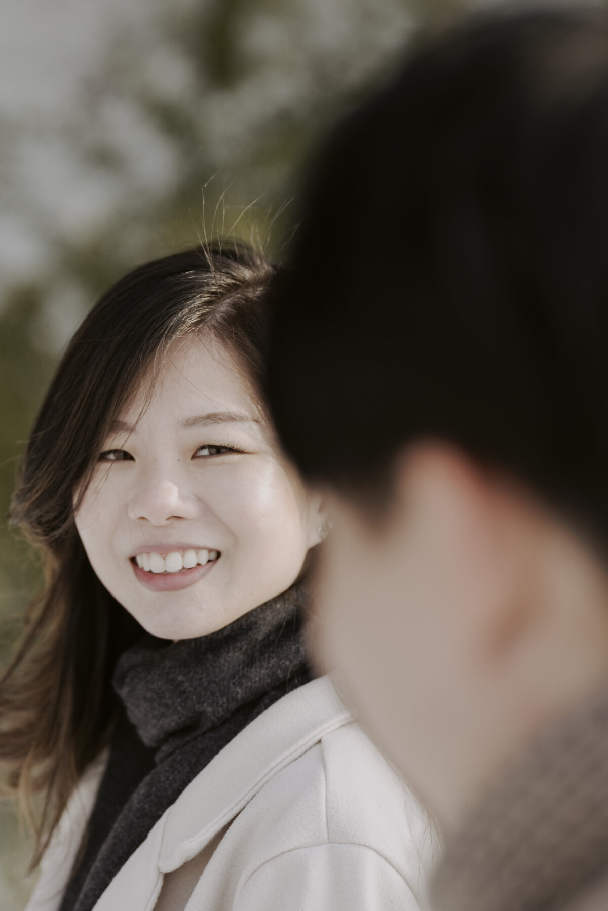 the bride smiling at the groom in outdoor pre-wedding in damyang