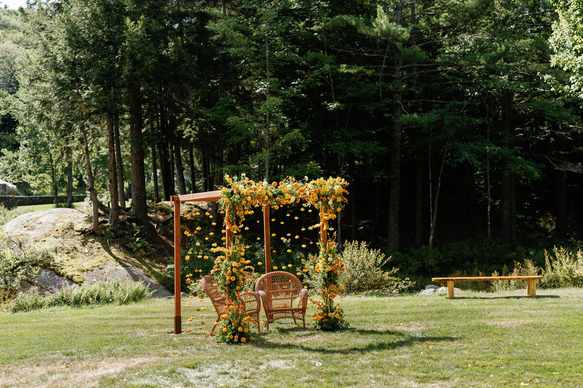 Lakefalls_Lodge_NH_Indian_Wedding_LevKuperman_016