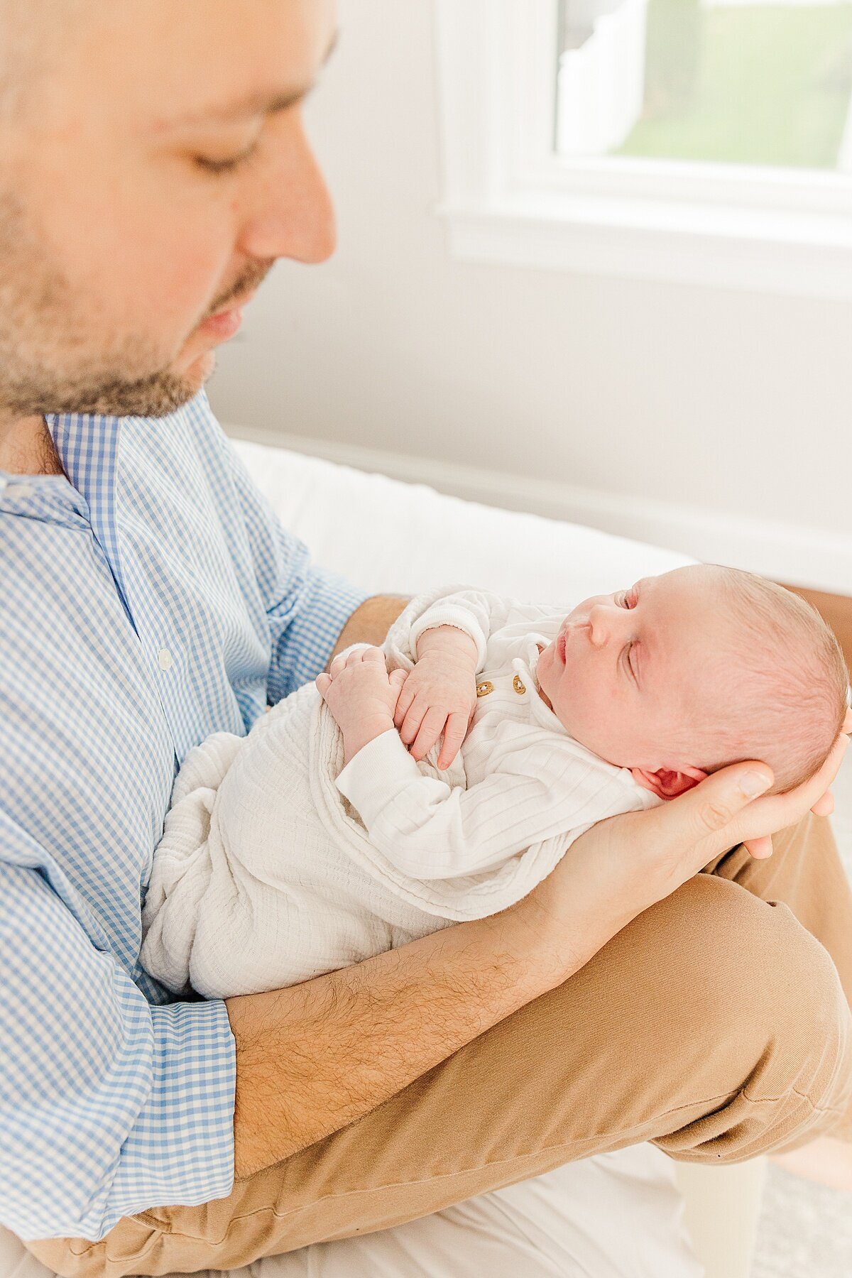 Needham Massachusetts Newborn Photo session with Sara Sniderman Photography