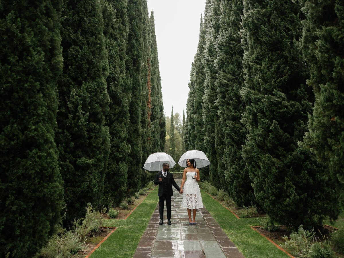 rainy-greystone-manor-elopement-brittany-sam-34