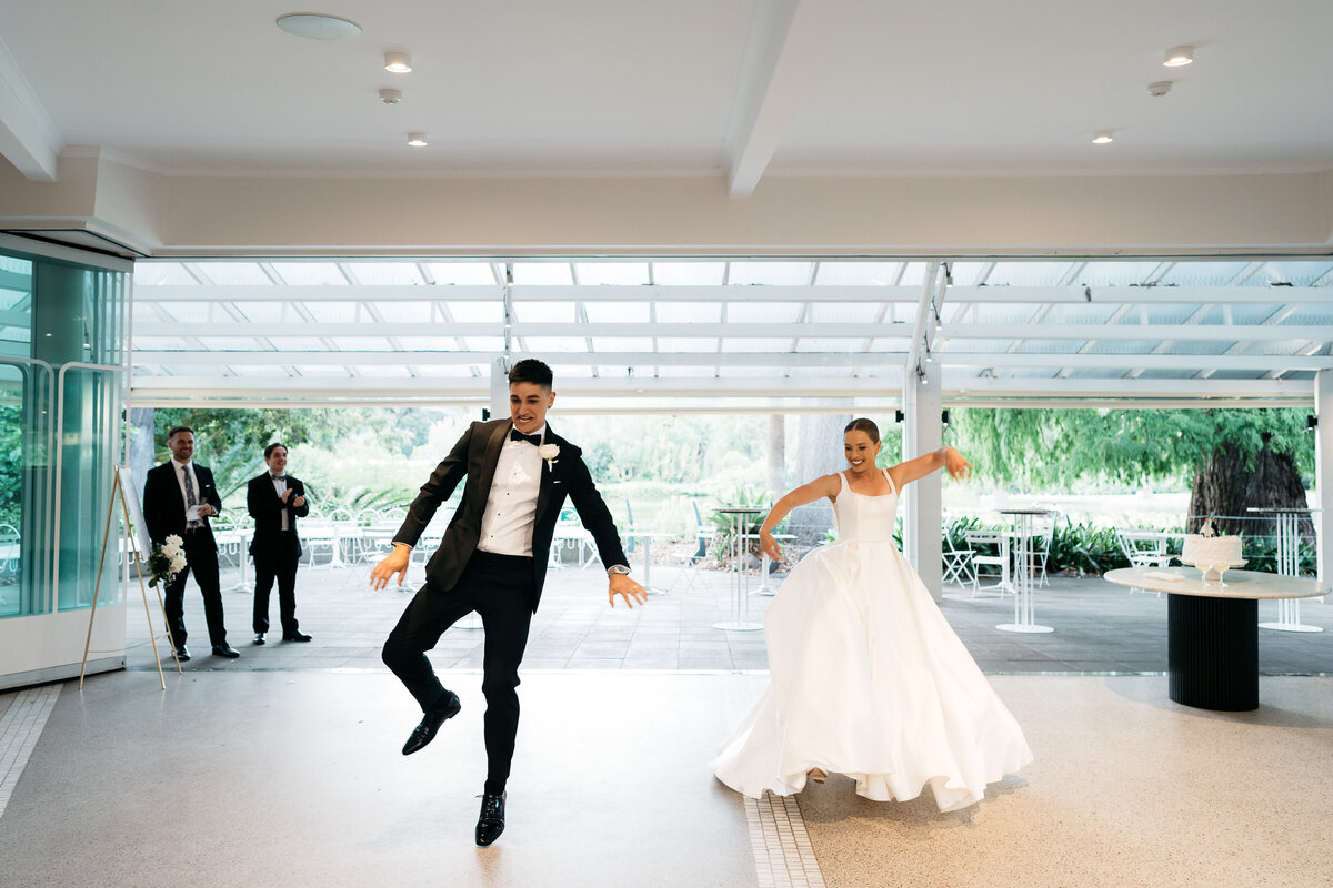 Courtney Laura Photography, Royal Botanical Gardens, The Terrace, Yarra Valley Wedding Photographer, Zoe and Sergio-359