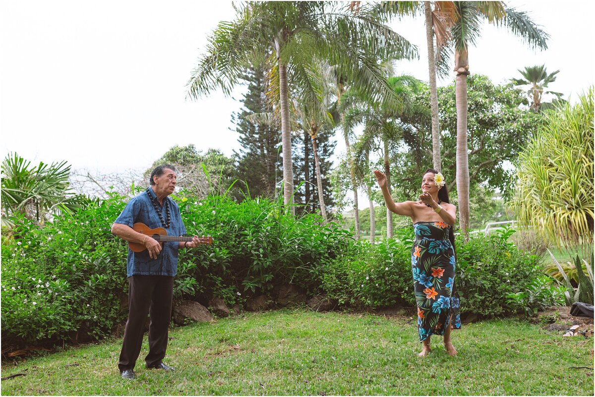 PALIKU-GARDENS-KANEOHE-OAHU-HAWAII-KUALOA-RANCH-WEDDING-23