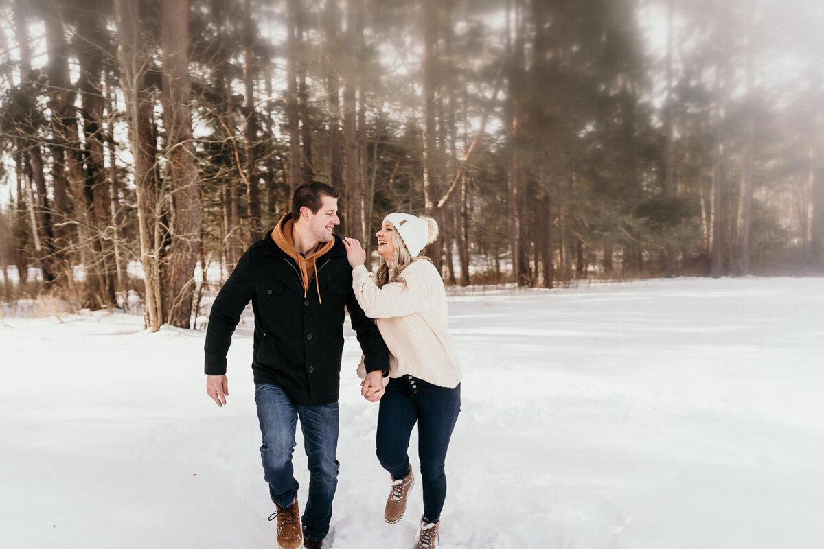 Buffalo-NY-Winter-Engagement_photoshoot-47