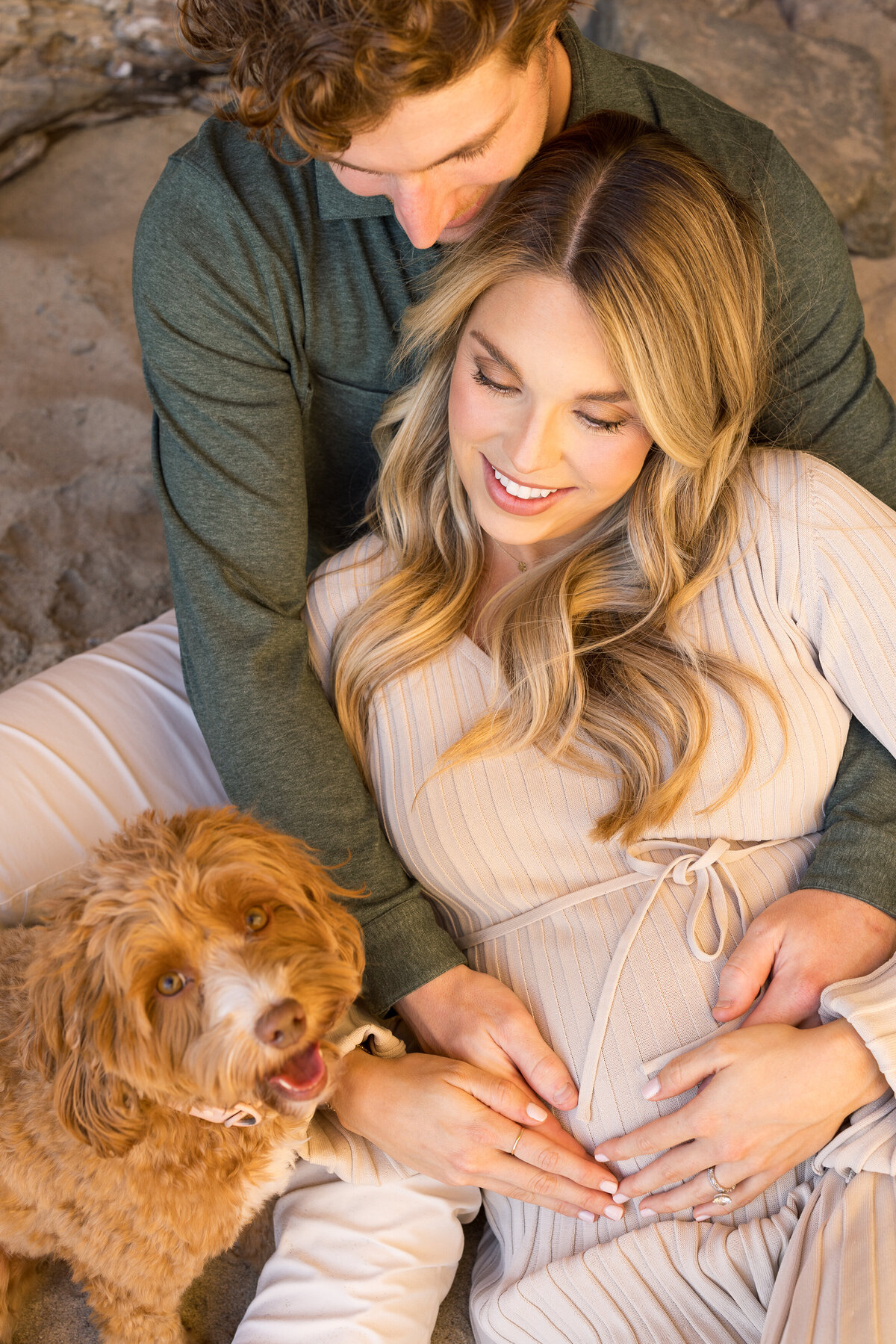 maternity detail photo with dog