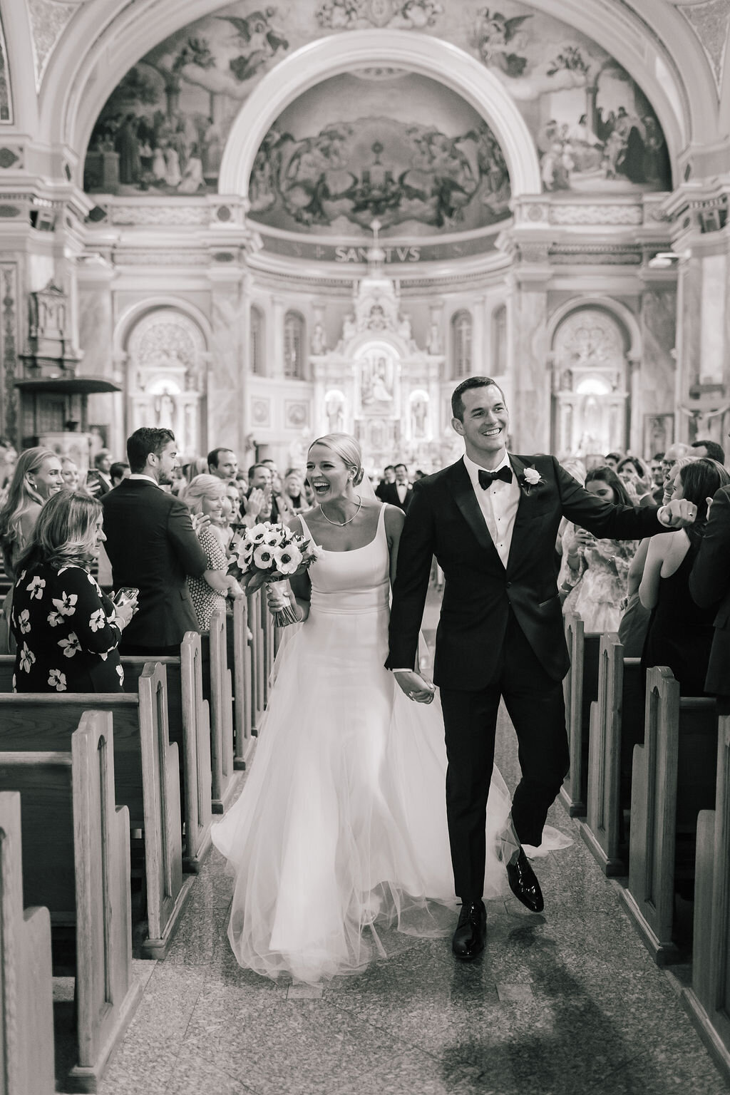 laura-foote-photography-hybrid-destination-wedding-portrait-photographer-kansas-city-florida-worldwide-laurencharlie-wedding-chicago-il-st-hyacinth-basilica-rockwell-on-the-river-10