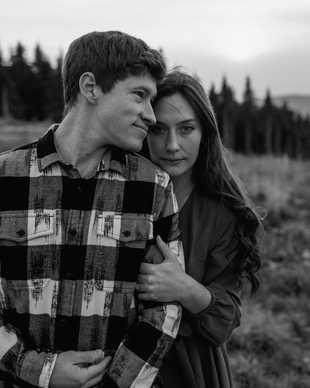 autumn_mount_spokane_engagement_session_06