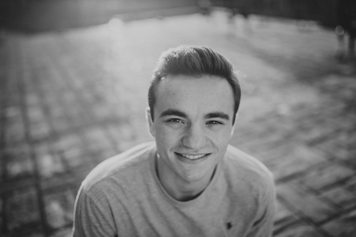 21baltimore-highschool-senior-guy-nature-fashion-fall