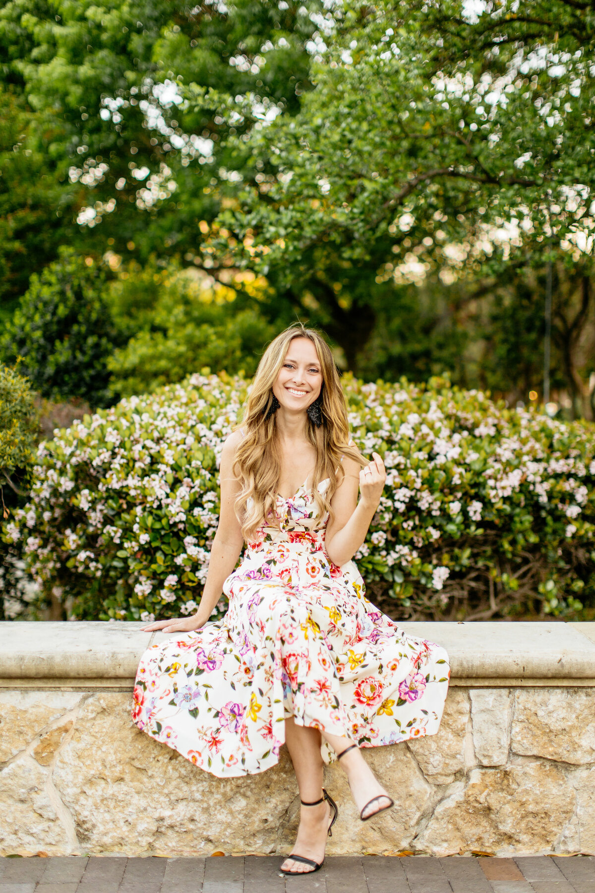 Alexa-Vossler-Photo_Dallas-Blogger-Photographer_Photoshoot-with-Kim-Ritucci_A-Housewife-In-Heels_Shops-at-Legacy-29