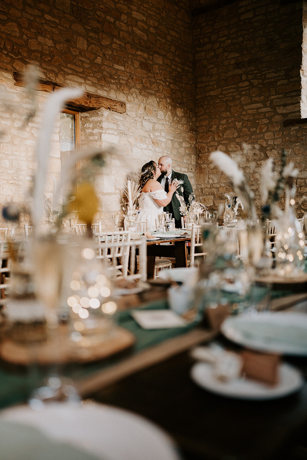 UPCOTE BARN WEDDING - LYDIA & JOE - MIRL & CO-74_websize