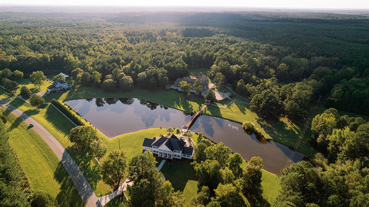 Packages | The Ivy on the Plains