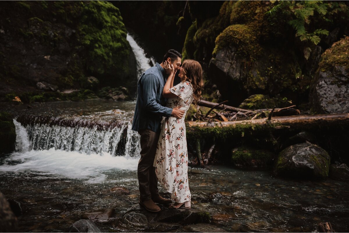 Stefany+Ethan_Girdwood-Engagement_EmeliaKPhotography-6resize