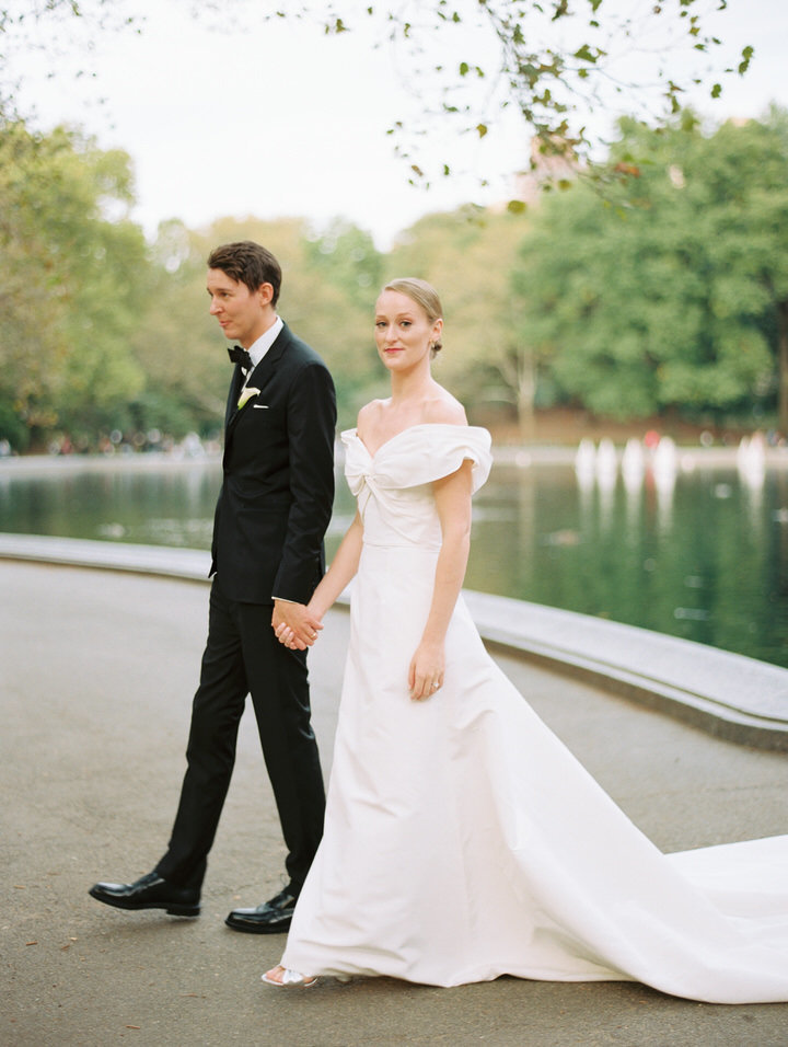 ny bride and groom wedding photos in central park