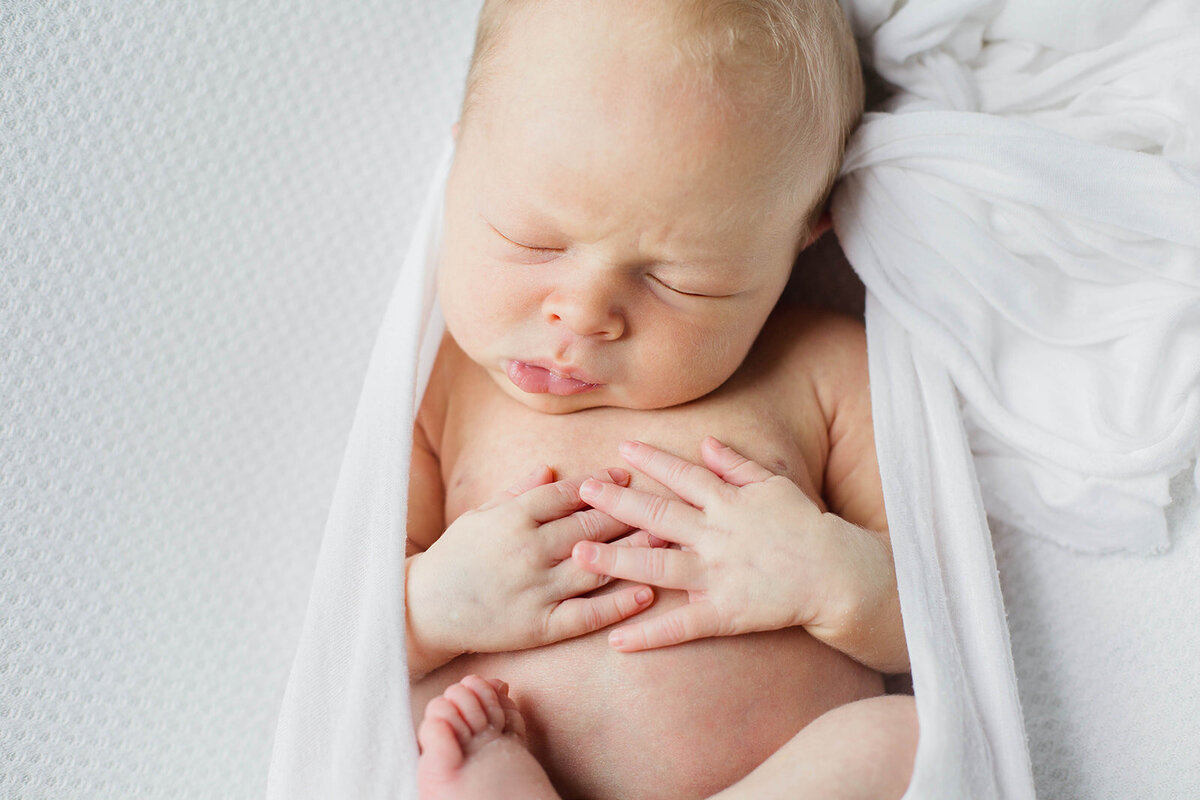 NewbornSession_RaleighNorthCarolinaPhotographer_JCranePhotography005