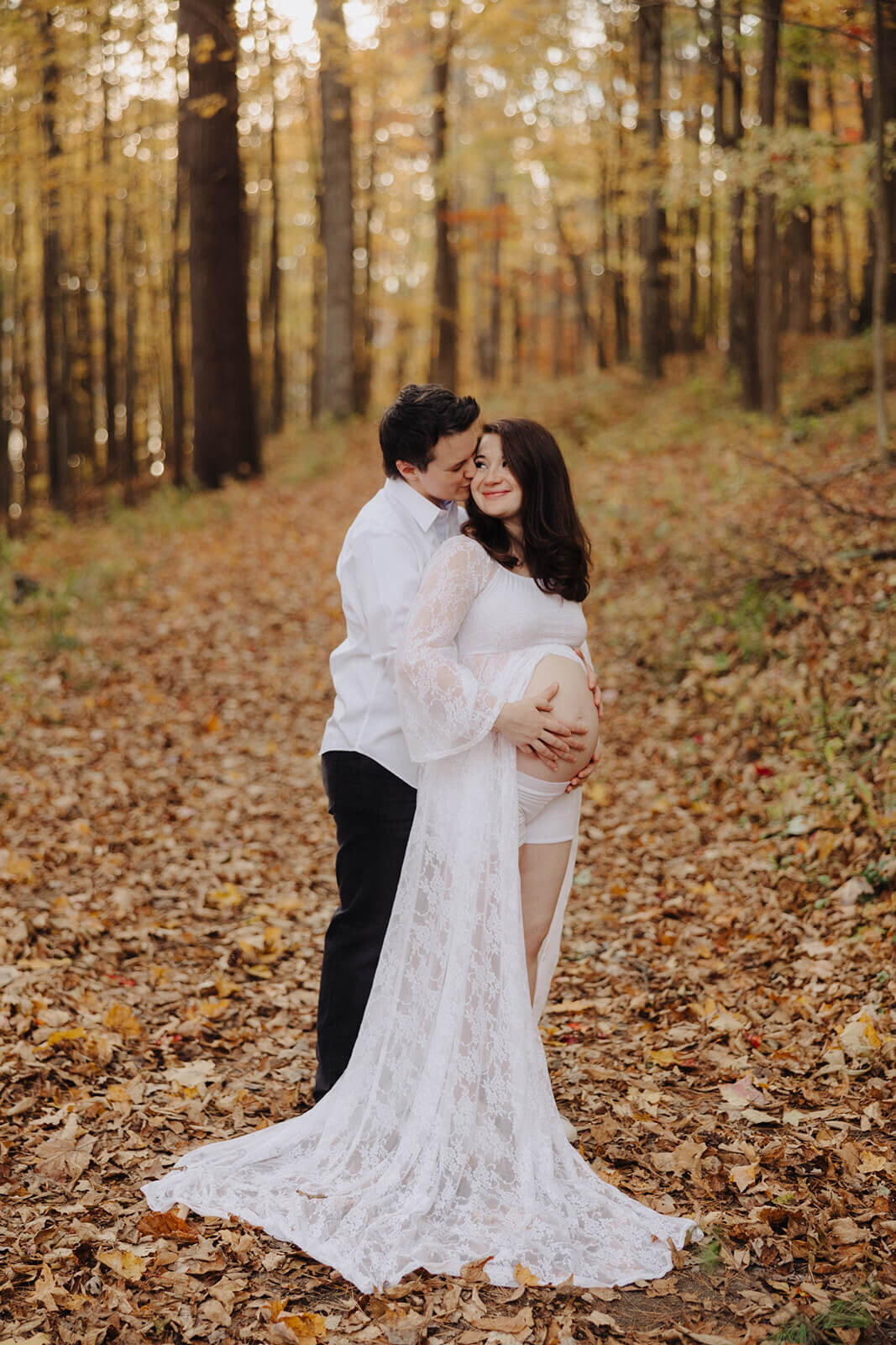 maternity photo session in the woodland in Fingerlakes, NY