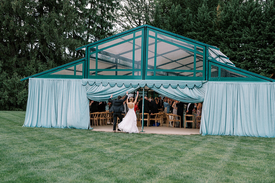 KathleenRob5-3-25GlenstoneGardenVA-VickiGraftonPhotography-958