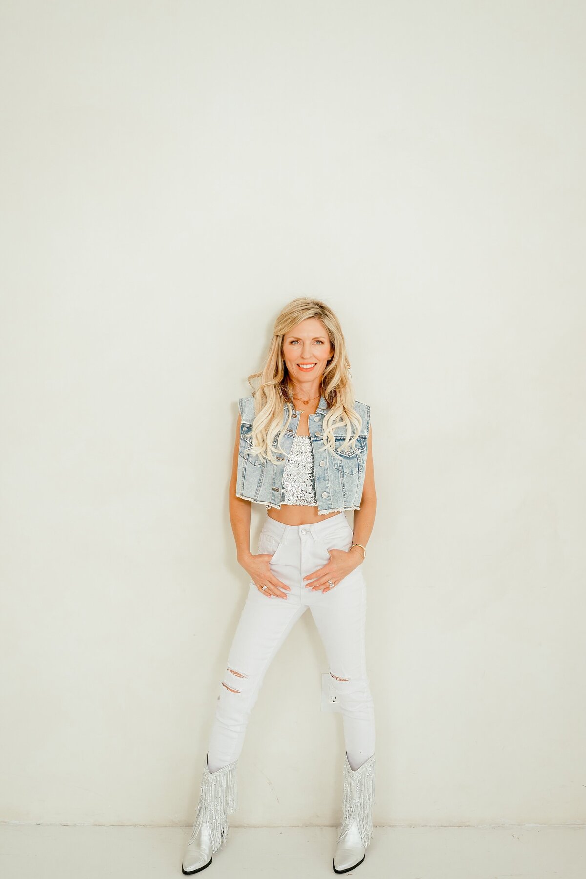 honey girl music posing for photo in studio for album cover