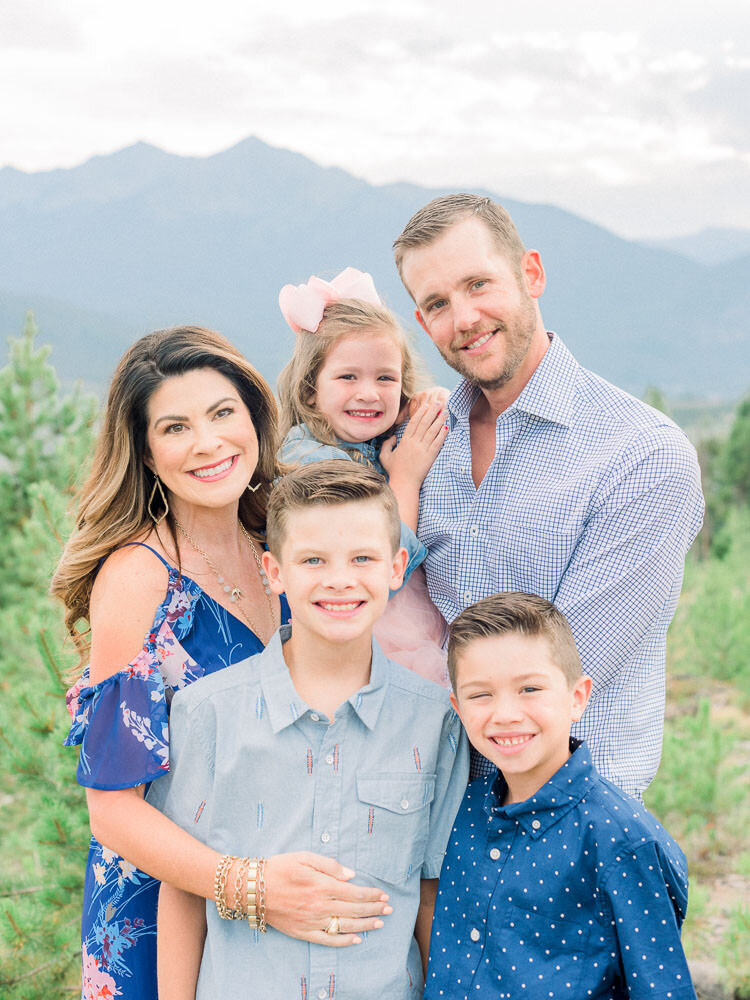 Dani-Cowan-Film-Photography-Breckenridge-Keystone-Colorado-Family-Vacation-Photoshoot110