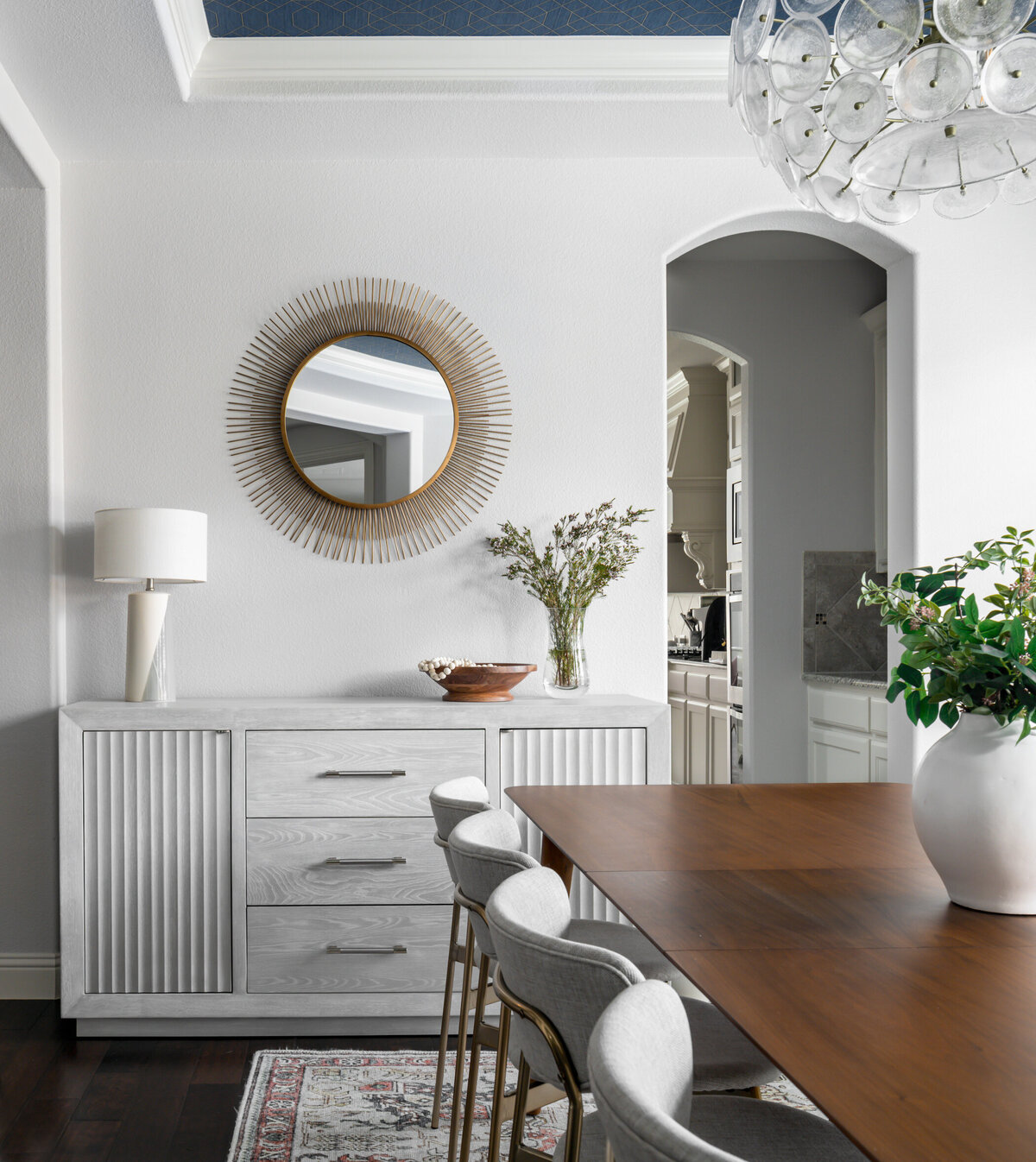 rebekah-nicole-interiors-shelly-modern-dining