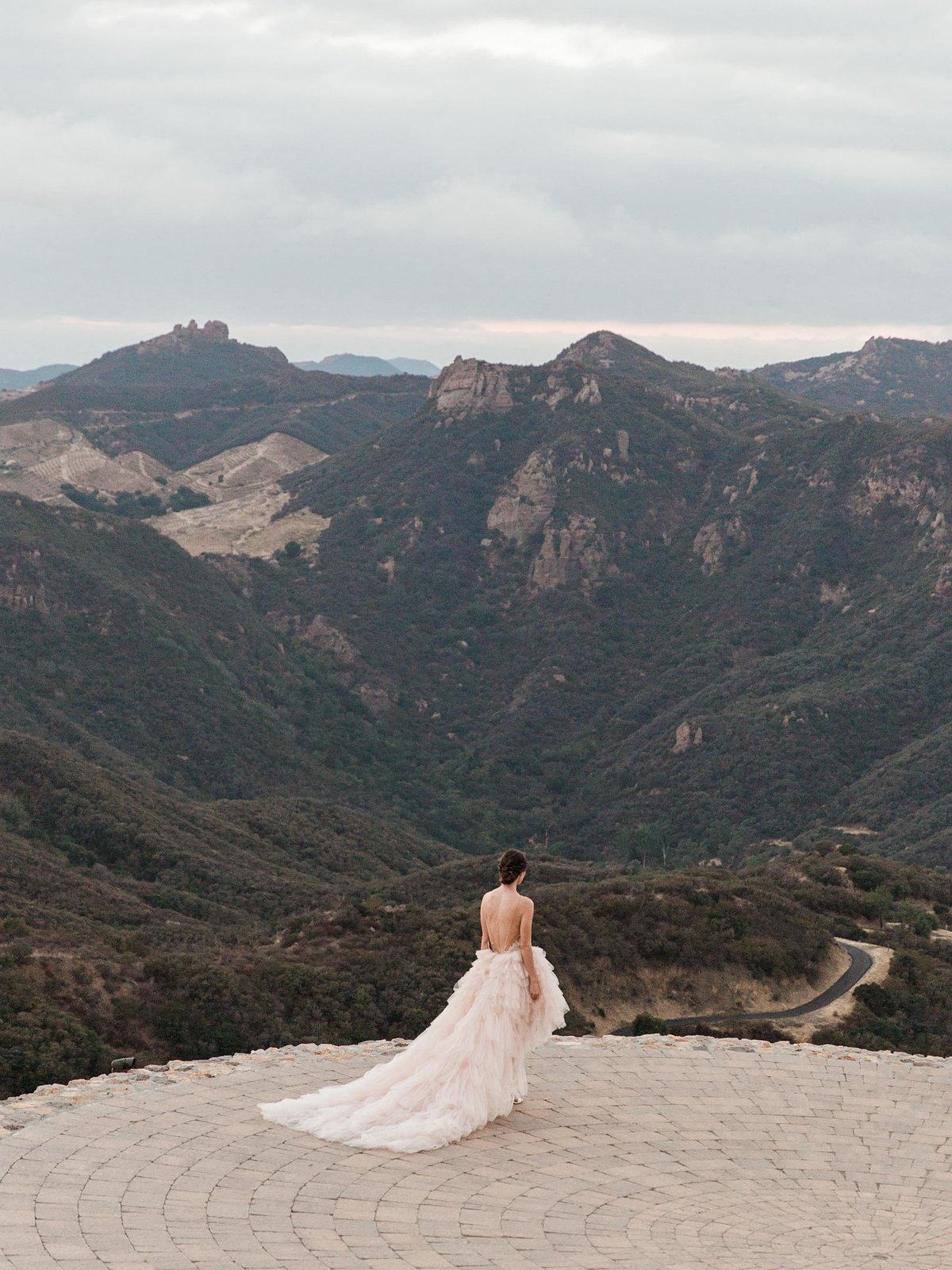 Babsie-Ly-Photography-Fine-Art-Film-Wedding-Photographer-Malibu-Rocky-Oaks-Vineyard-Estate-California-bride-editorial-2018-017