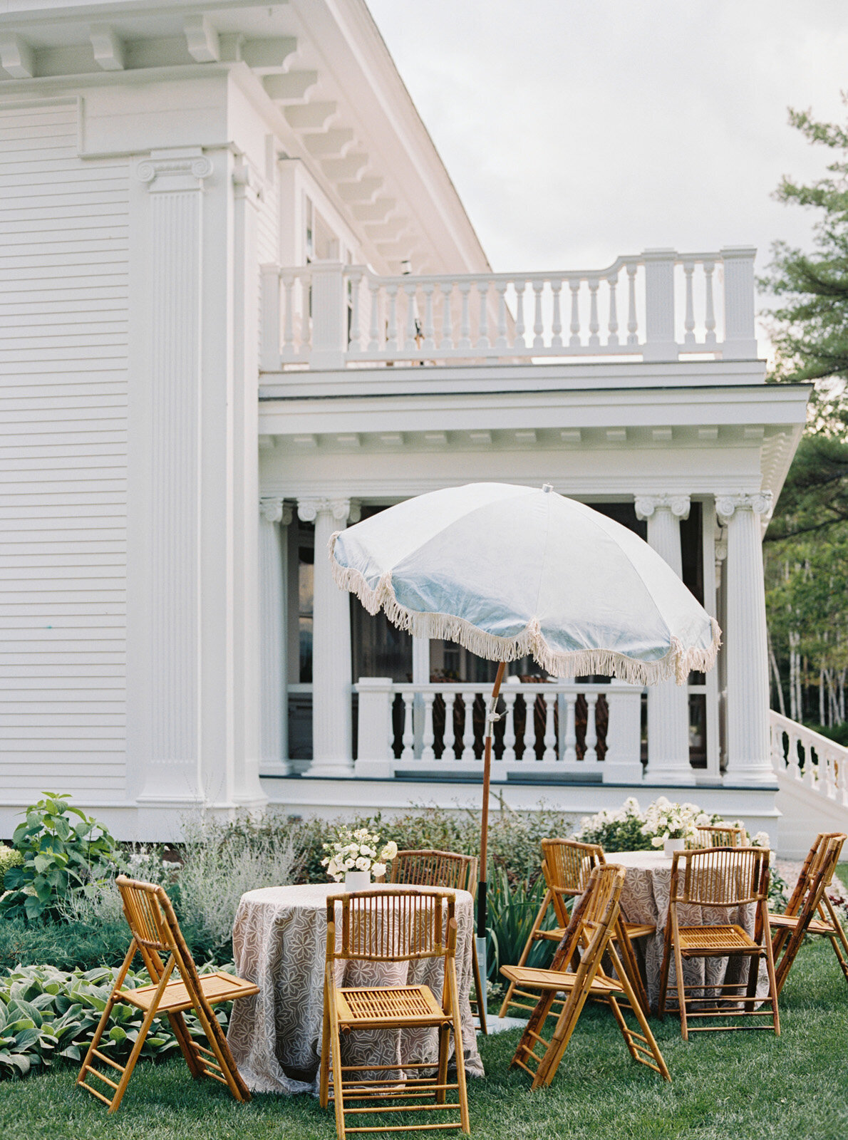 Immersive and Luxury Private Estate and Tented Wedding with Blue, Green and White Color Palette-4