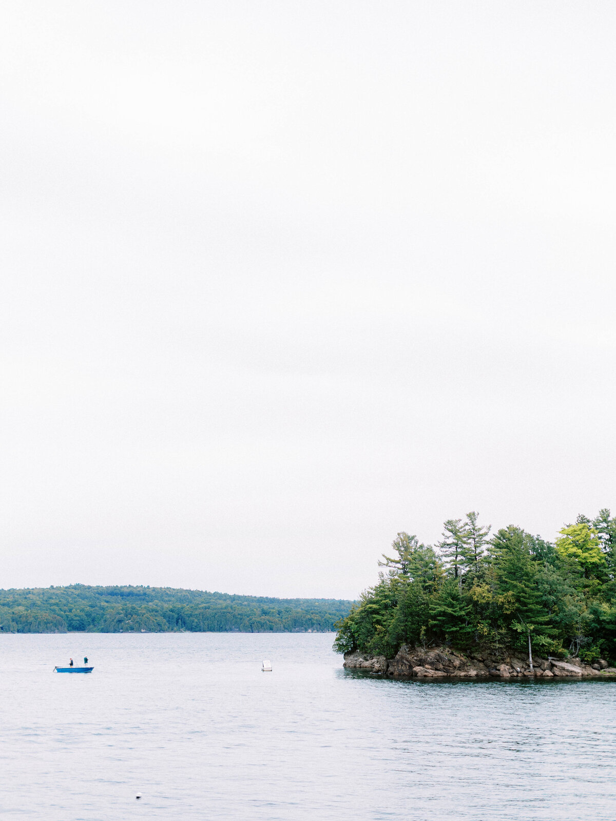 Vermont-Luxury-Wedding-Photographer-Ceremony_239