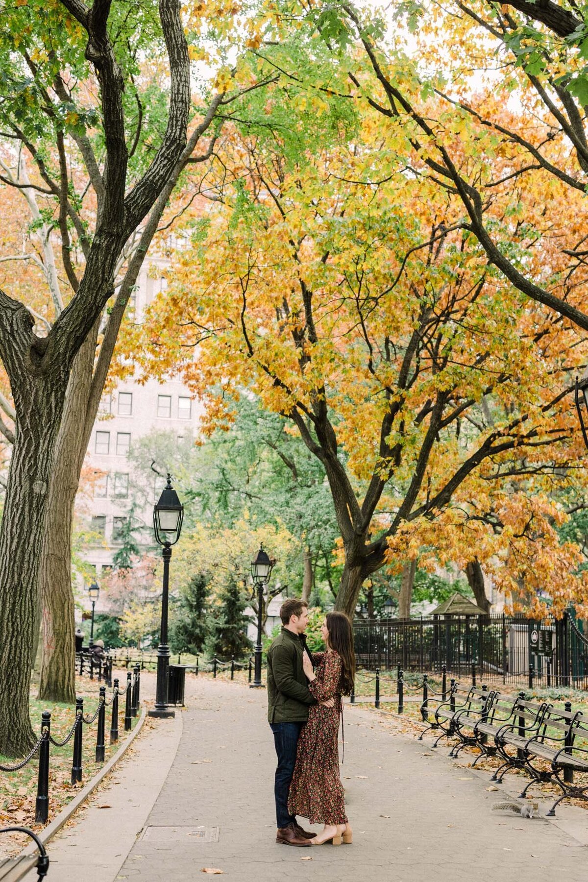 Fall foliage in New York City for a beautiful engagement session