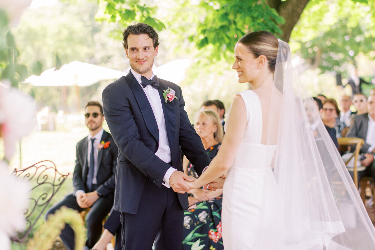 Maïlys Fortune Photography Husband Wife Wedding Weddings Photography France Switzerland Italy Timeless Dreamy Imagery Bilingual French English Destination Weddings Destination Wedding Provence French Riviera Paris Lake Como Tuscany46