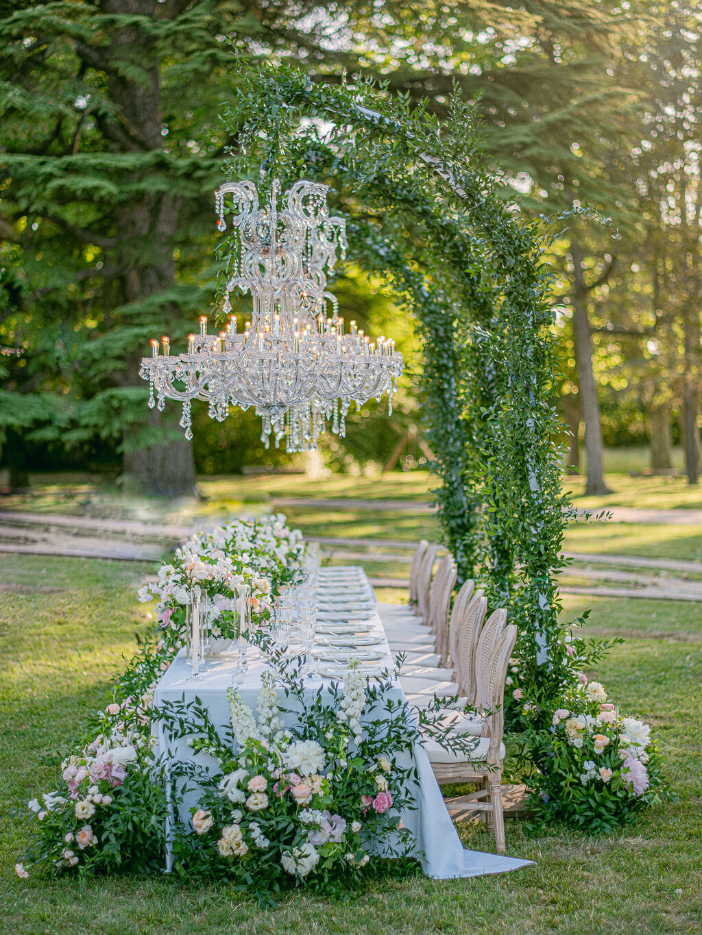 floral-decoration-outdoor-table1