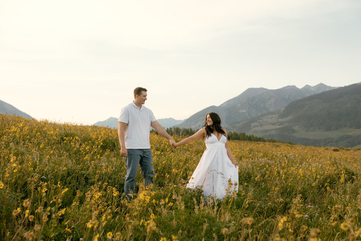Abigail Anne Photography Storytelling Wedding Photographer in Colorado and Chicago — Engagement Photo 38
