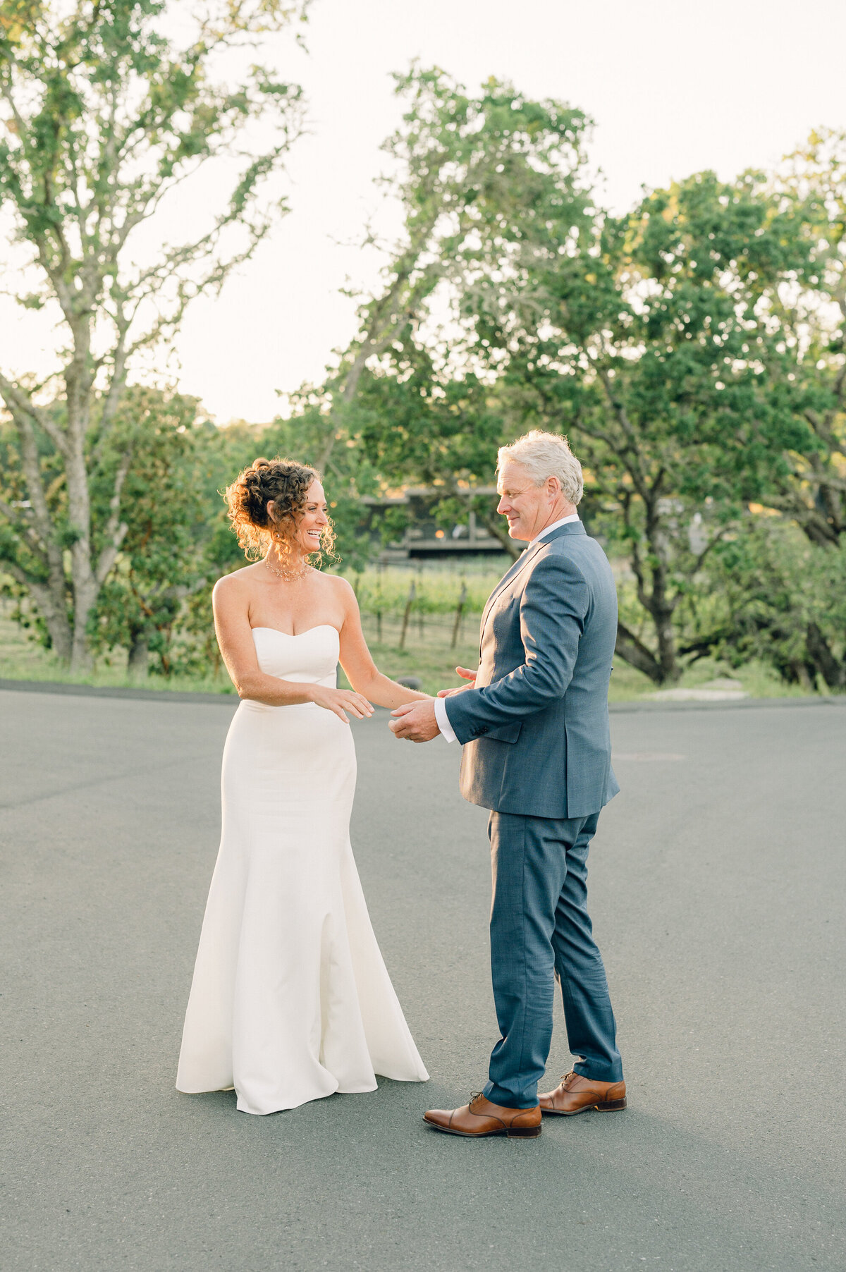 caitlinoreillyphoto_shieldswedding_montage_0519-224