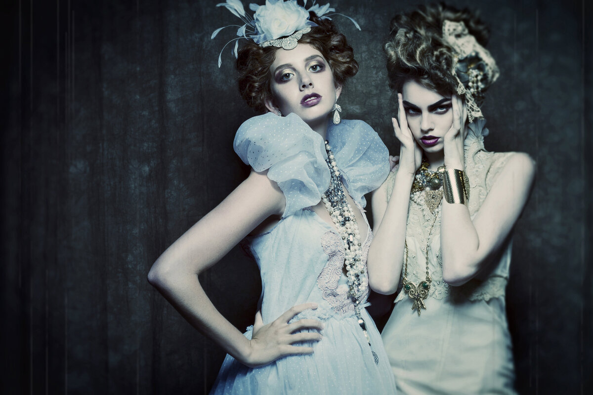 Editorial-fashion-styling-models-gowns (1)