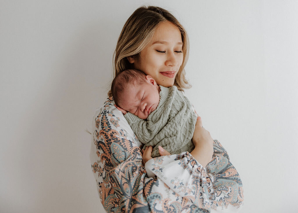 London-Surrey-In-Home-Newborn-Photographer-Hanna-Ali-61