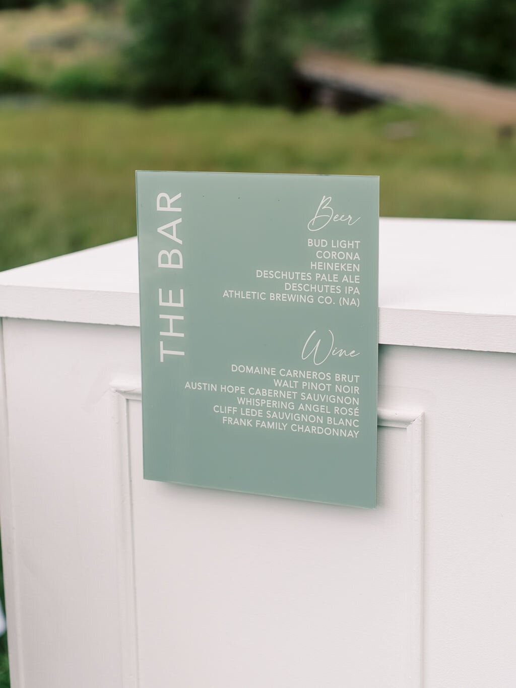 green-bar-sign