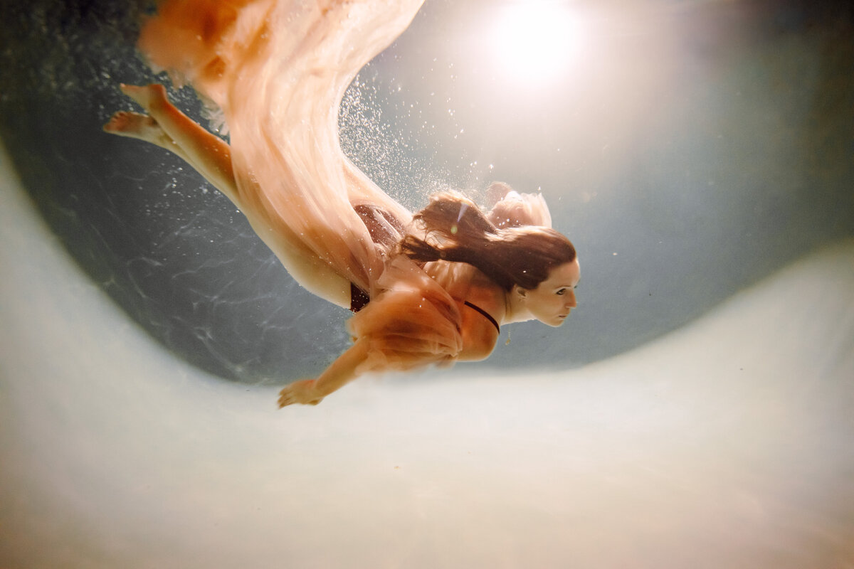 ruza underwater maternity photos-10