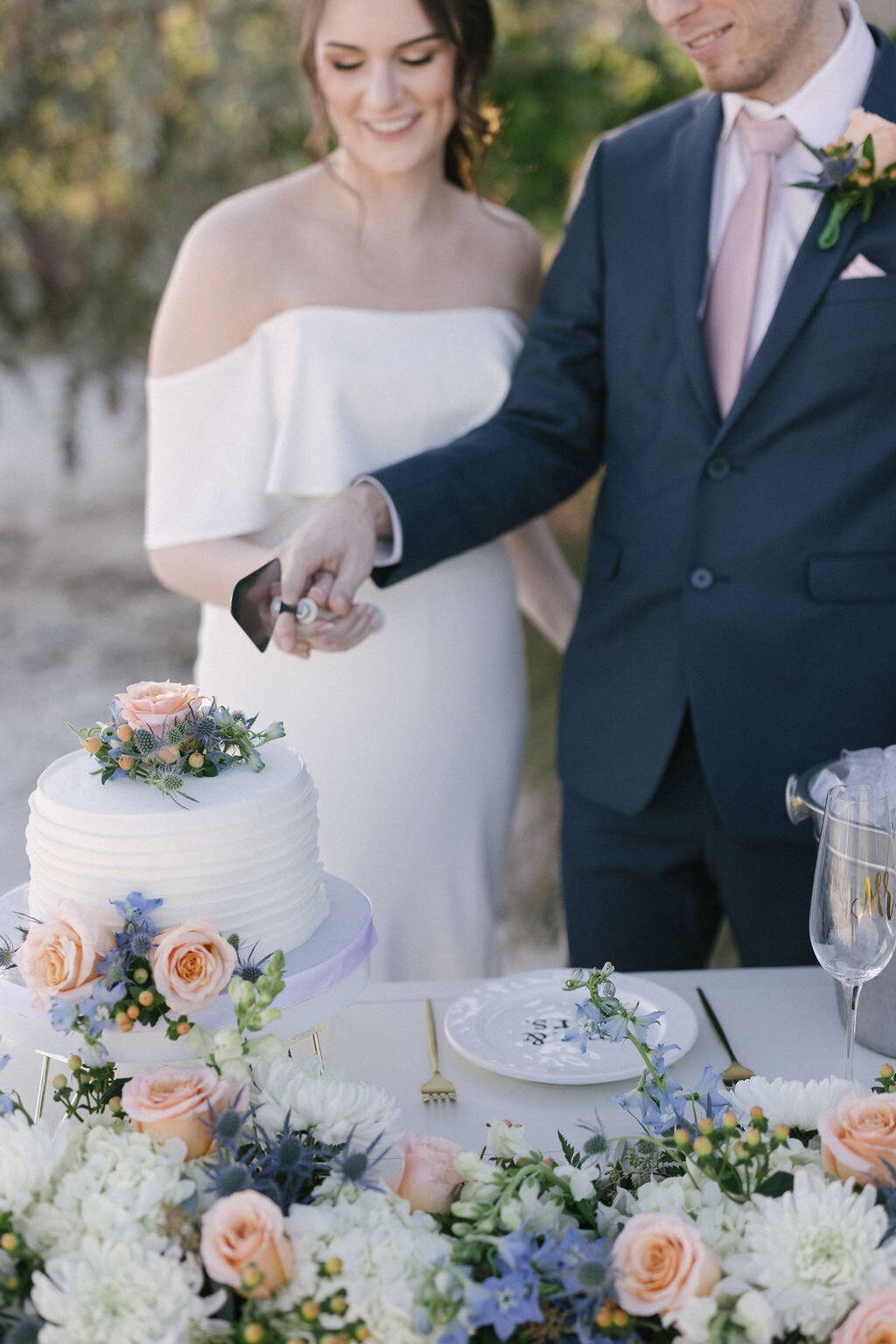 emily-plank-photo-the-current-hotel-elope-in-tampa-chantilly-chic-celebrations-9