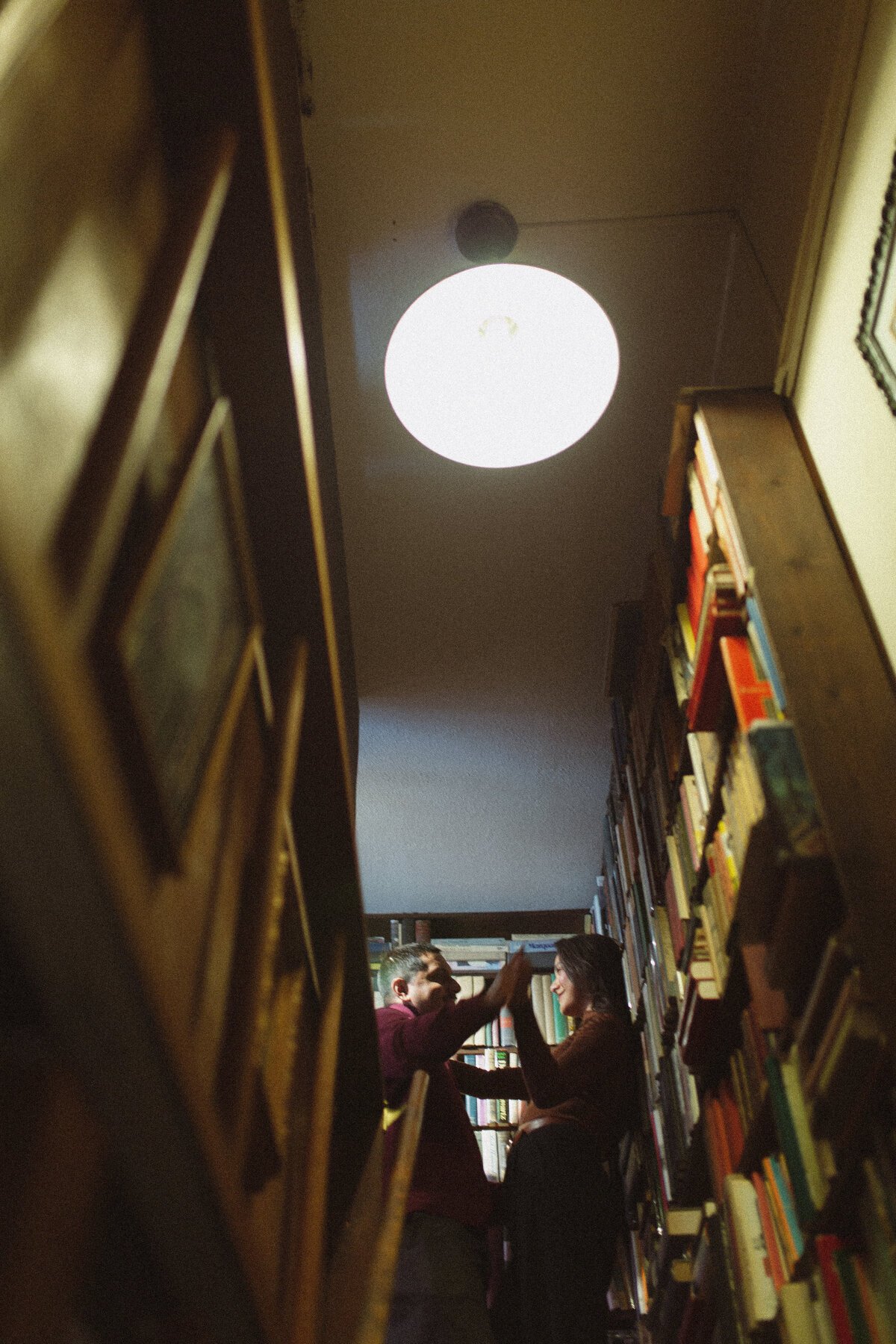 monterey_bookstore_couples_date-118