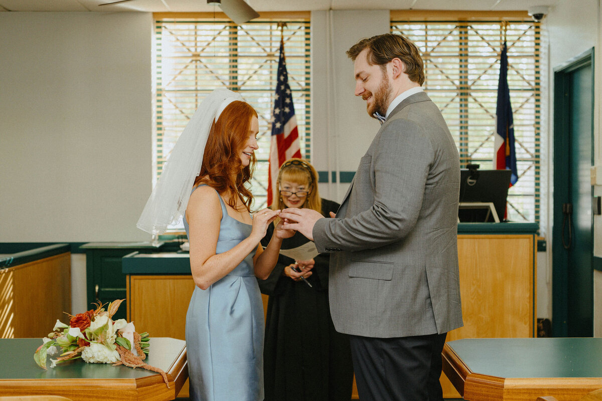 Carlyn&WillElopementPhotos_Digital_AustinWeddingPhotographer_HereafterFilms-61