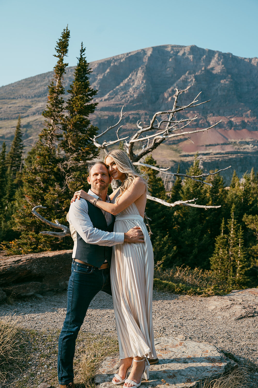 vintage-hollywood-glacier-national-park-elopement-presley-gray-photo0896