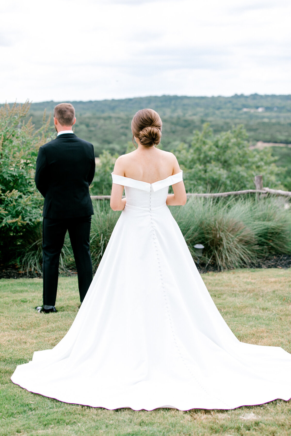 Lexi Broughton & Garrett Greer Wedding at Dove Ridge Vineyards | Sami Kathryn Photography | Dallas Wedding Photography-64